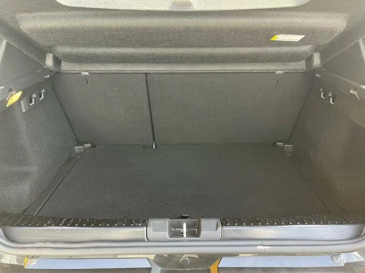 2022-dacia-sandero-stepway-10-tce-prestige-90bhp-big-17