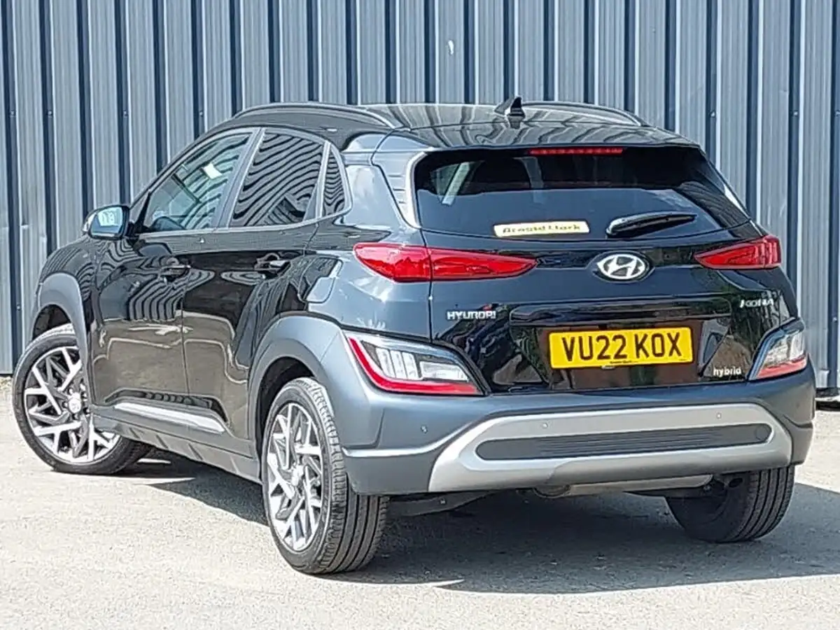 2022-hyundai-kona-16-gdi-premium-big-1