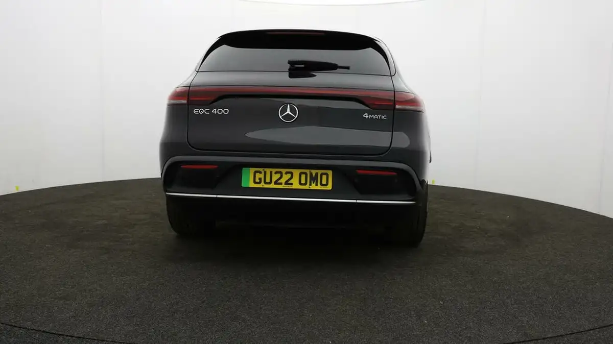 2022-mercedes-benz-eqc-e-eqc-400-amg-line-big-5
