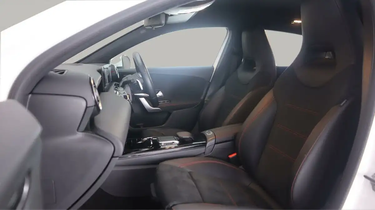 2020-mercedes-benz-a-class-13-a250e-amg-line-hatchback-5d-big-13