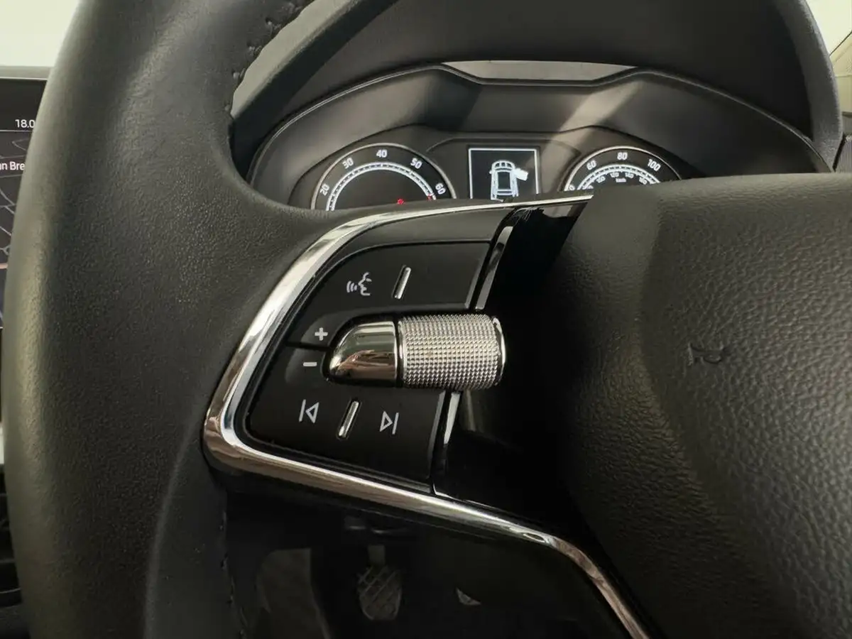 2023-skoda-kamiq-10-tsi-se-drive-110ps-big-16