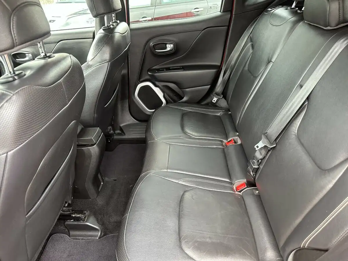 2015-jeep-renegade-16td-limited-big-52
