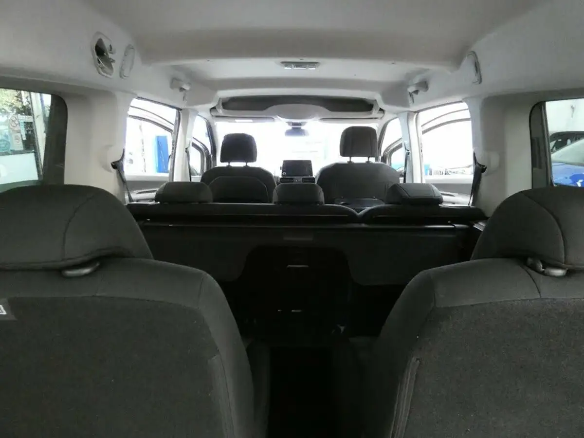 2022-vauxhall-combo-life-15-se-xl-100ps-big-40