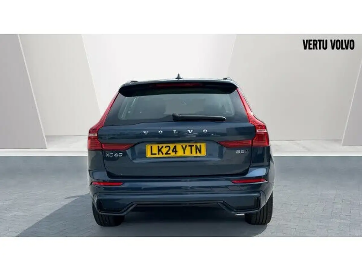 2024-volvo-xc60-20-b5-plus-big-12