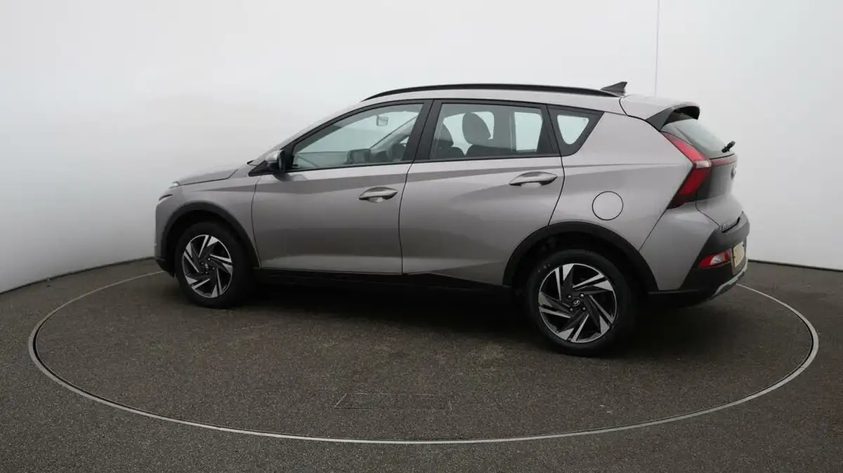 2022-hyundai-bayon-10-t-gdi-se-connect-dct-big-47