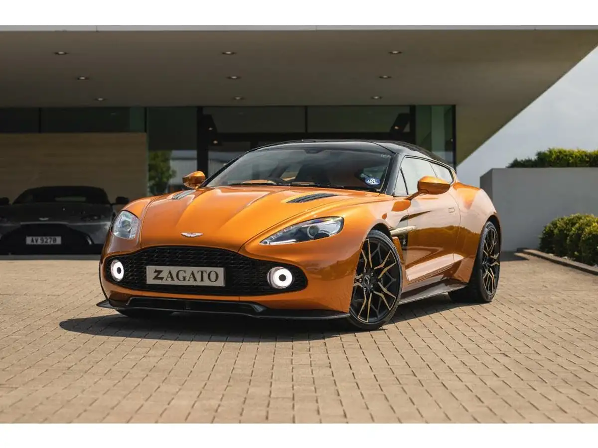 2019-aston-martin-vanquish-59-zagato-big-25
