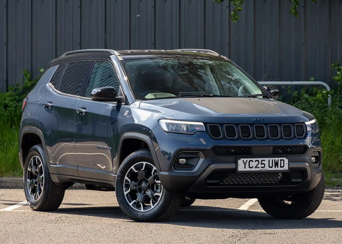 2025-jeep-compass-13-gse-trailhawk-big-0