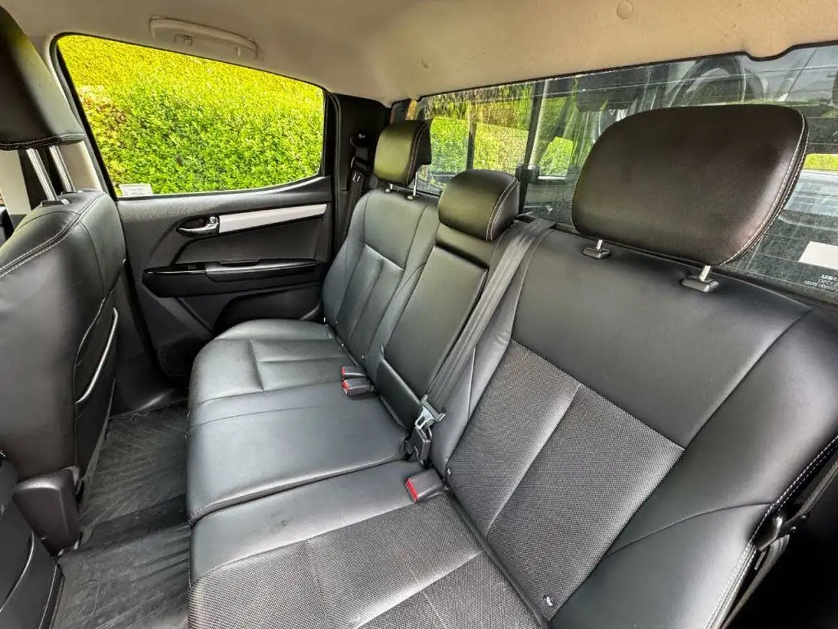 2019-isuzu-d-max-19td-utah-auto-big-6
