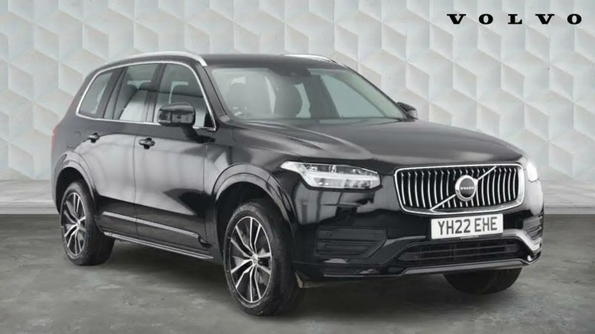 2022-volvo-xc90-20-b5-momentum-big-0