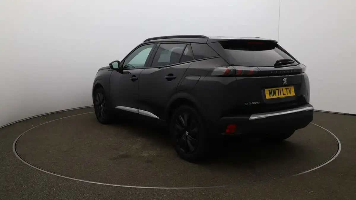 2021-peugeot-2008-suv-e-gt-premium-50kwh-big-63