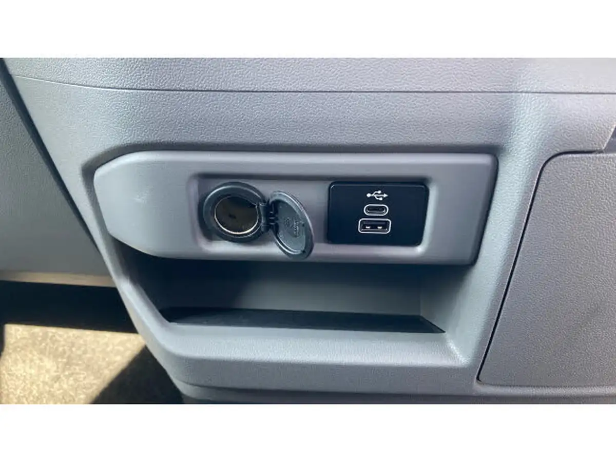 2024-ford-transit-custom-20tdci-300-l2h1-limited-136pseu6e-double-cab-in-van-1997cc-auto-big-38