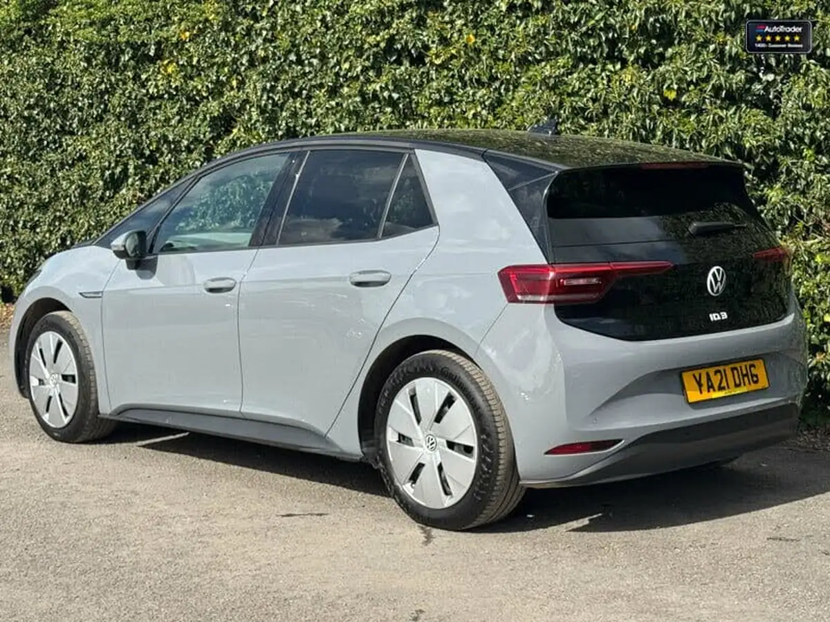 2021-volkswagen-id3-e-tech-big-31