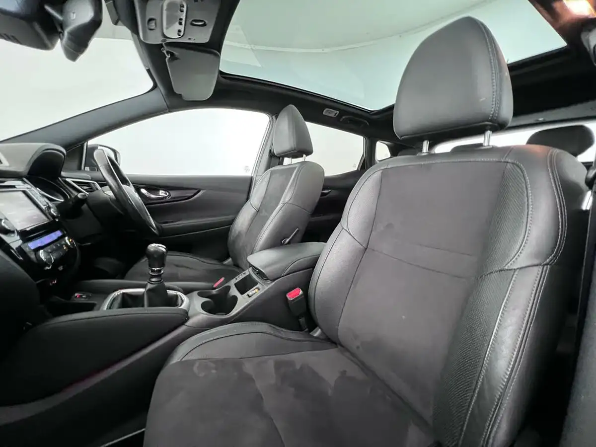 2016-nissan-qashqai-12-dig-t-n-vision-18in-big-12