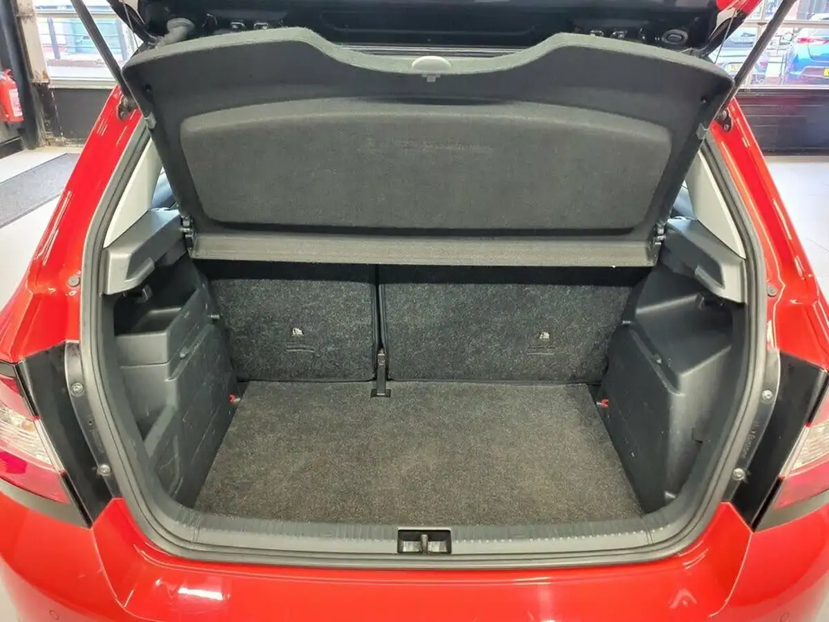 2019-skoda-fabia-10-tsi-colour-edition-big-27