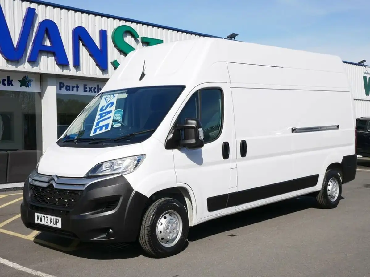 2023-citroen-relay-22bluehdi-35-l3h3-enterprise-edition-big-1