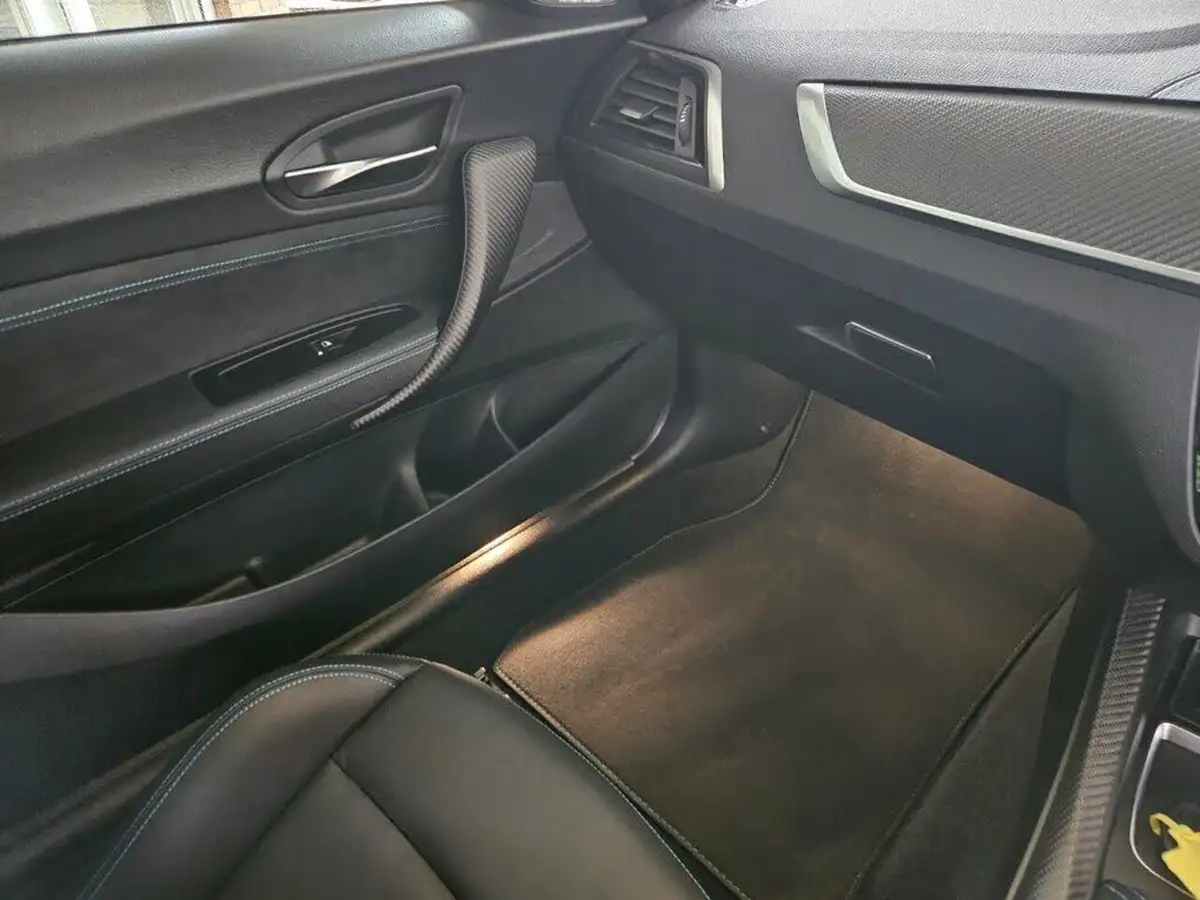 2020-bmw-2-series-30-m2-competition-big-52
