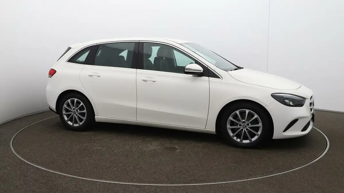 2020-mercedes-benz-b-class-13-b180-sport-7g-dct-big-37