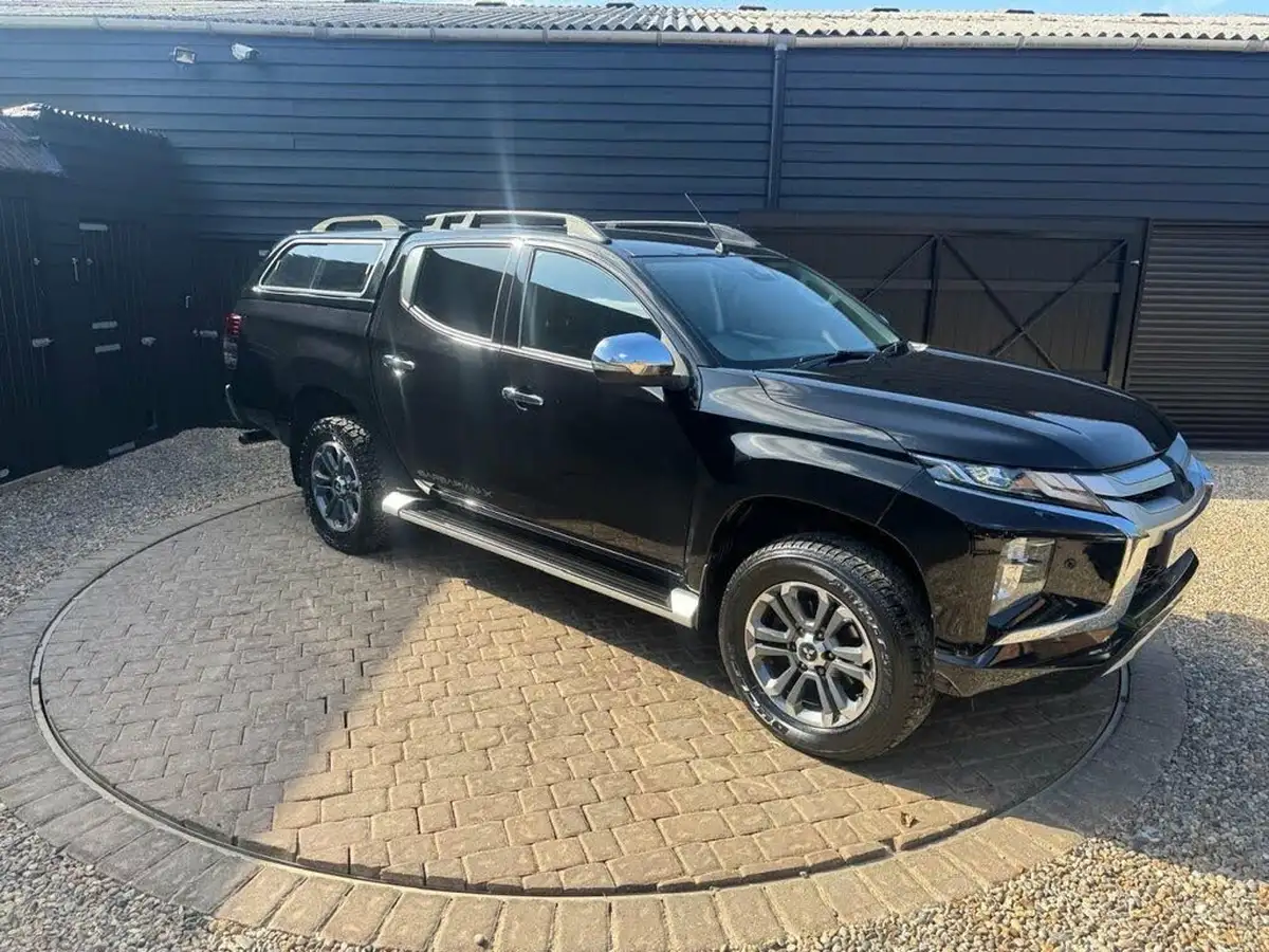 2019-mitsubishi-l200-22di-d-barbarian-x-big-33