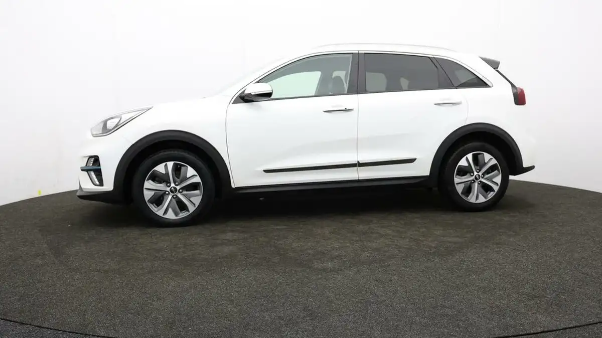 2020-kia-e-niro-ev-first-edition-big-65