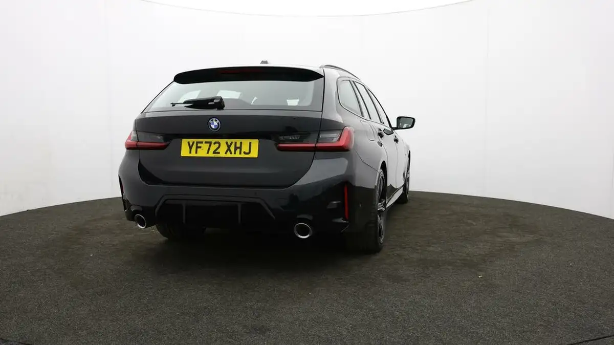 2022-bmw-3-series-20-330e-m-sport-touring-5d-big-63