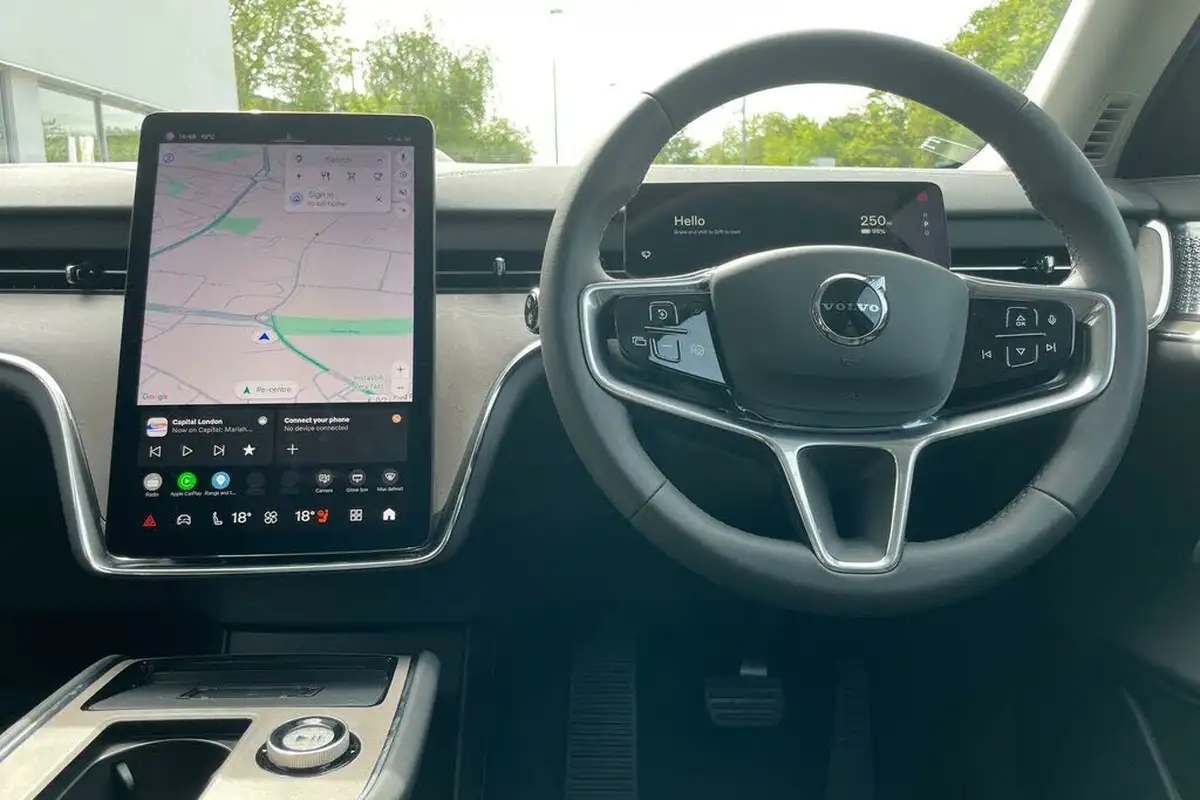 2025-volvo-ex90-e-twin-motor-performance-ultra-big-37