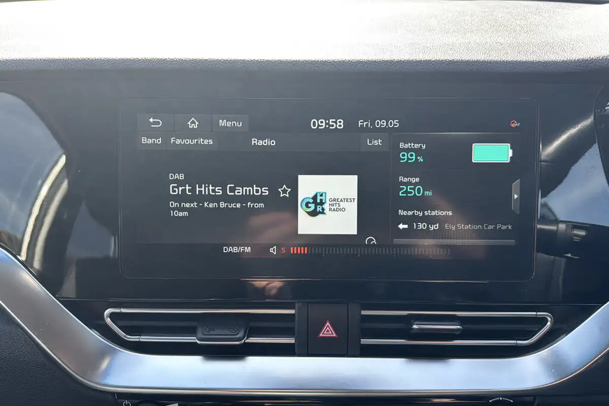 2020-kia-e-niro-ev-4-big-19