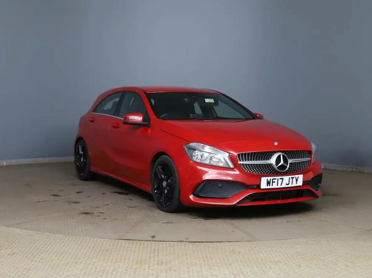 2017-mercedes-benz-a-class-16-a160-amg-line-ss-big-0