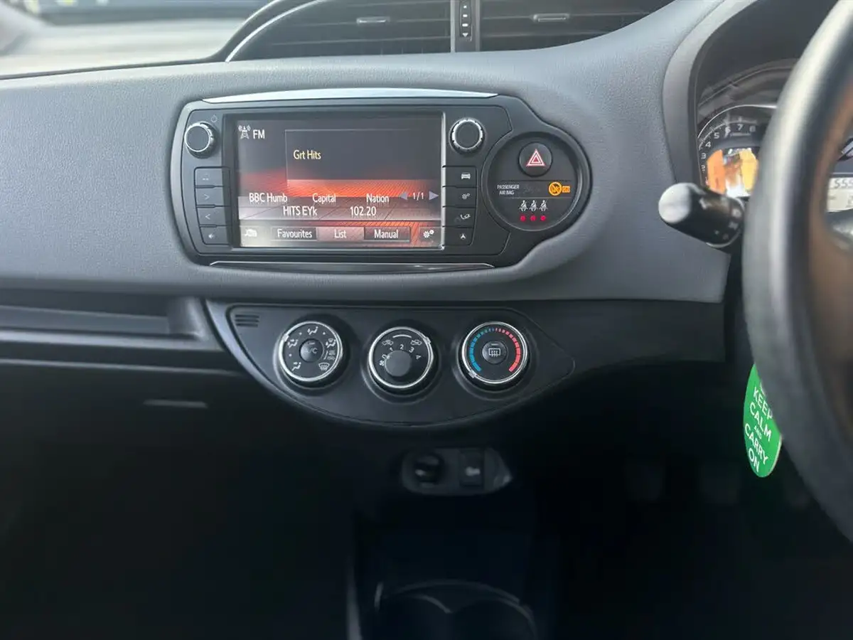 2015-toyota-yaris-10-icon-3d-big-16
