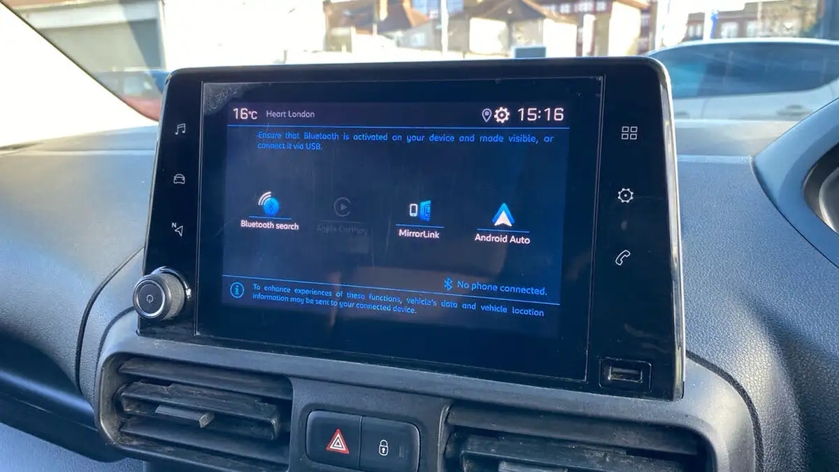 2021-peugeot-partner-15-bluehdi-1000-professional-premium-100pseu6d-big-32