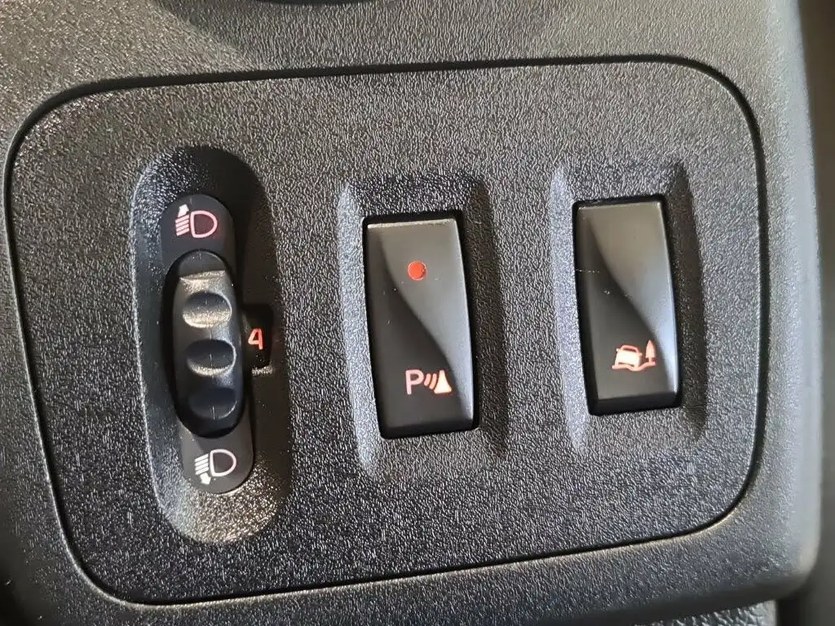 2019-renault-master-23dci-lm35-130-business-medium-roof-panel-van-big-31