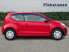 2013-volkswagen-up-10-move-up-bluemotion-tech-3d-small-1