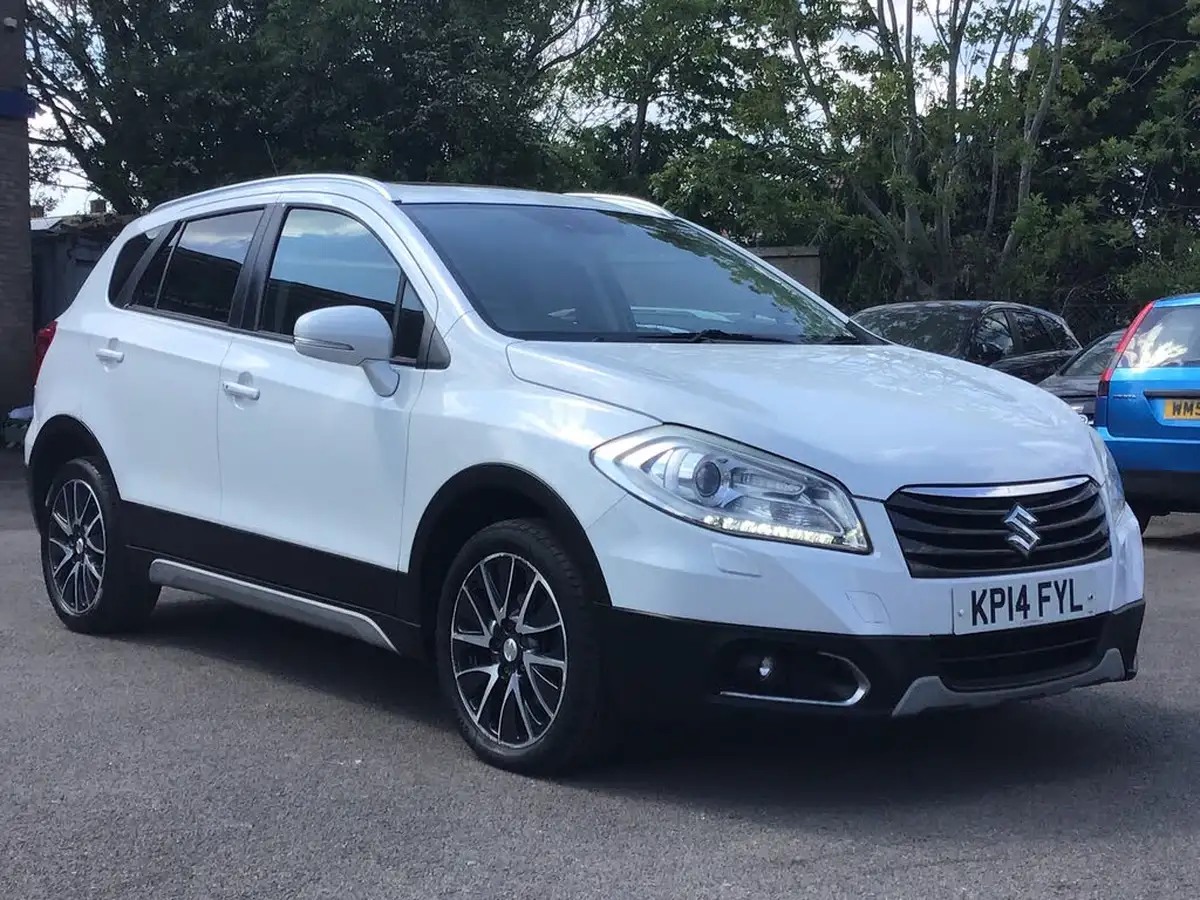 2014-suzuki-s-cross-16-ddis-sz5-allgrip-big-0