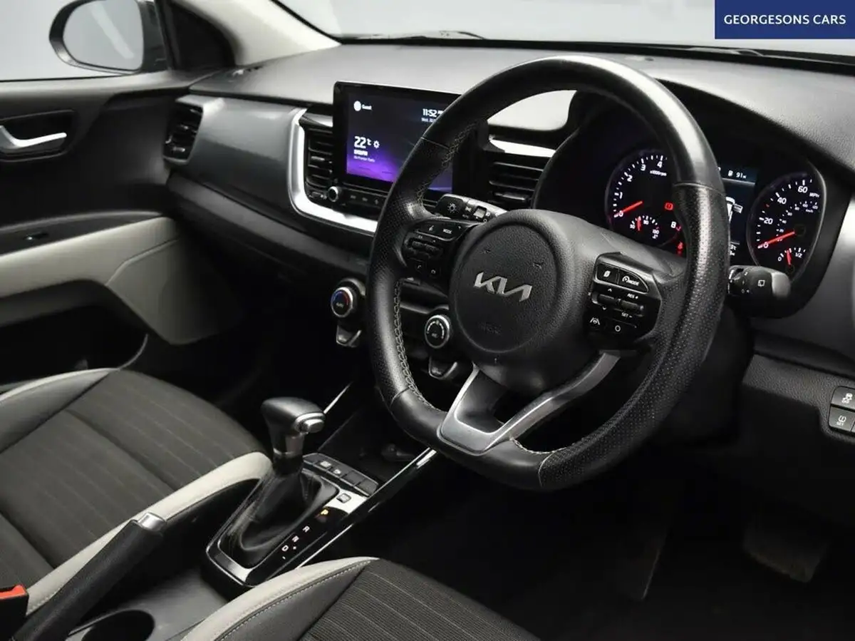 2022-kia-stonic-10-t-gdi-connect-dct-big-10