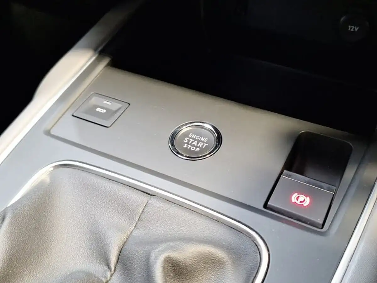 2022-citroen-c5-aircross-12-puretech-shine-ss-big-15