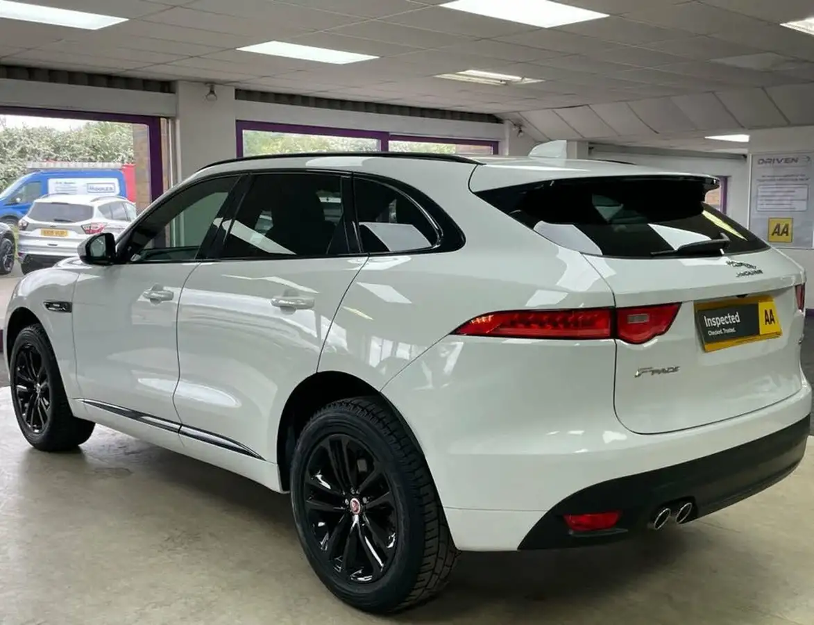 2018-jaguar-f-pace-20-i4d-r-sport-180ps-awd-auto-big-8