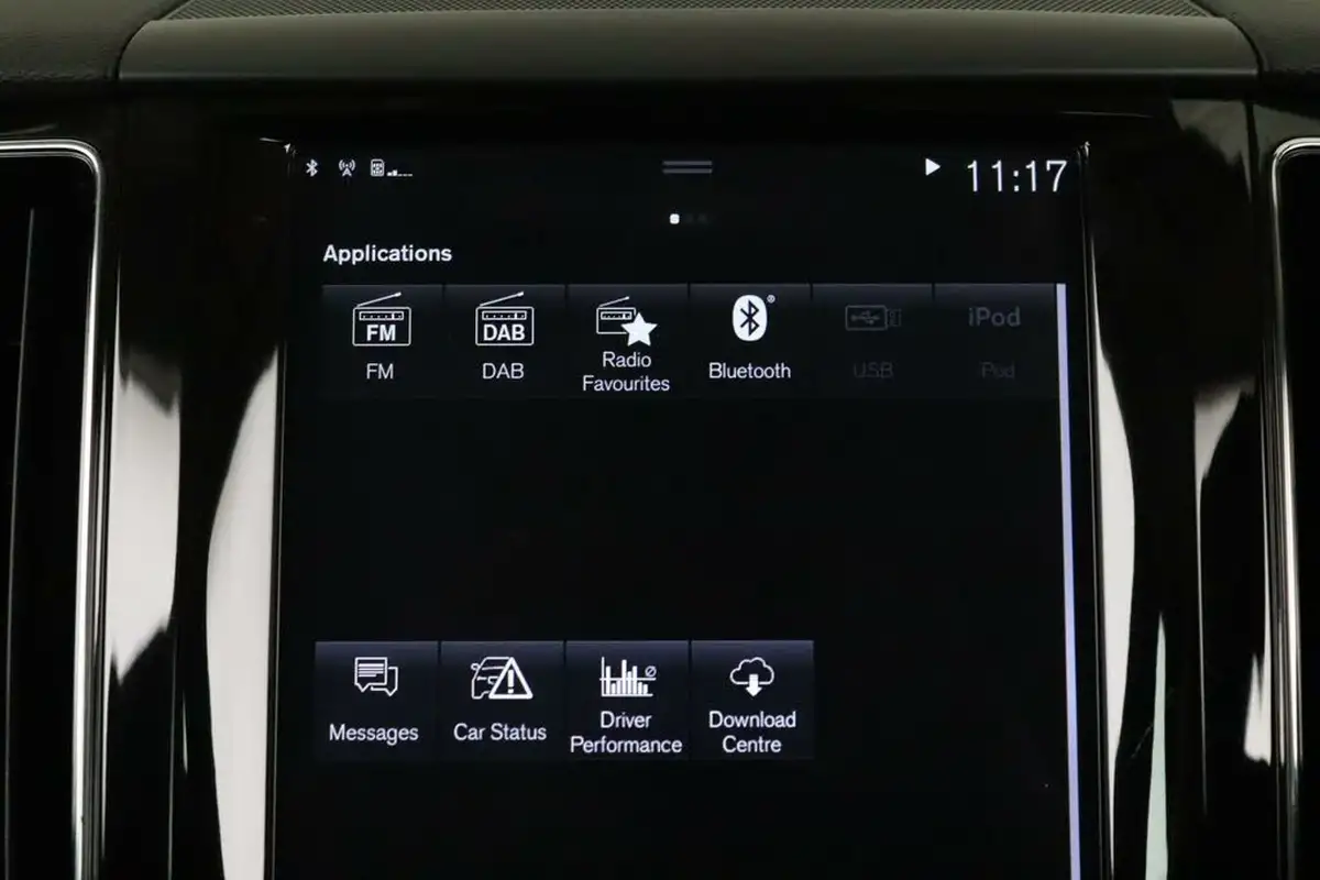 2020-volvo-xc60-20td-d4-momentum-big-31