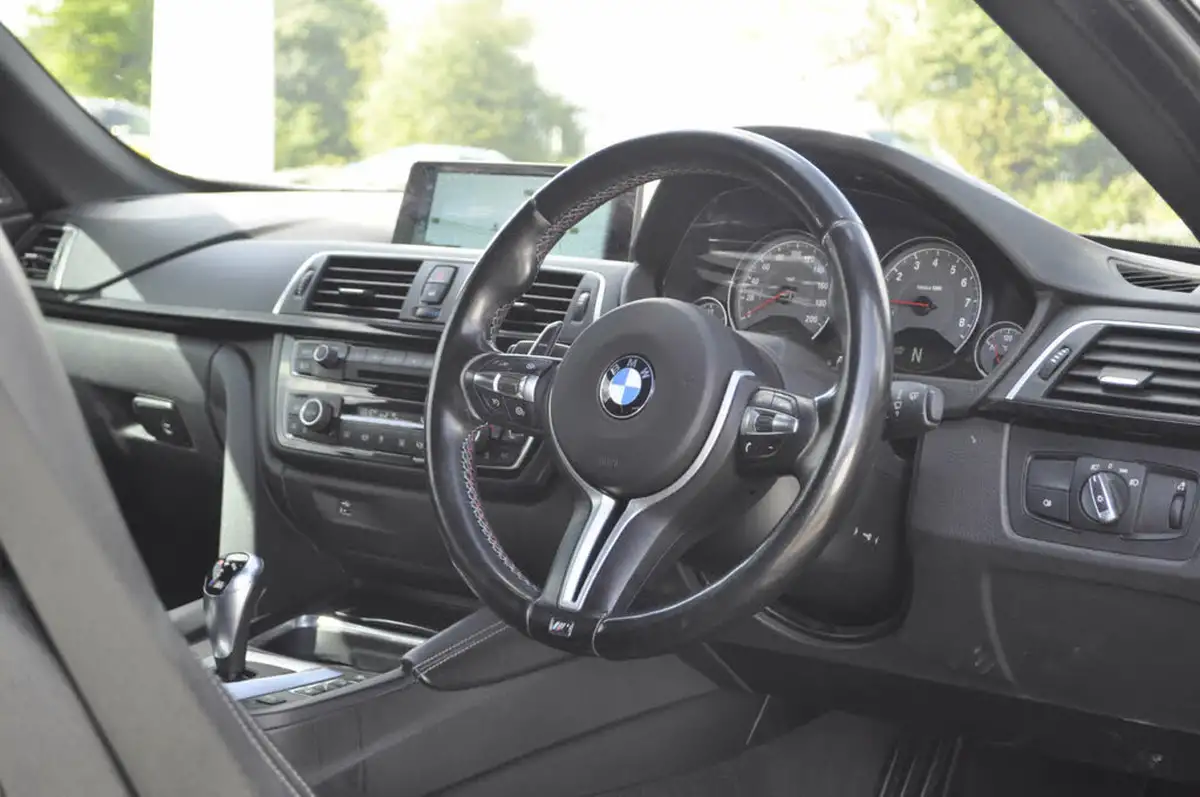 2017-bmw-4-series-30-m4-431bhp-ss-convertible-m-dct-big-6