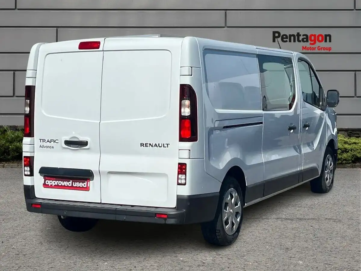 2025-renault-trafic-20dci-ll30-130-advance-panel-big-4