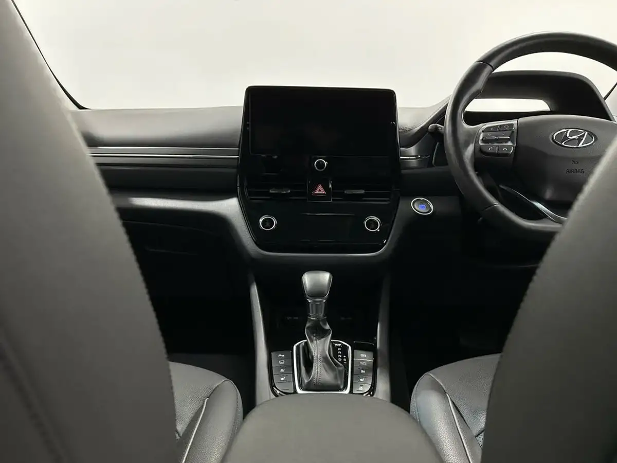 2020-hyundai-ioniq-16-gdi-premium-se-hybrid-big-17
