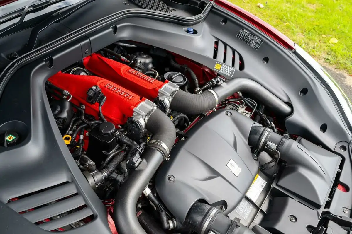 2015-ferrari-california-39-t-big-48
