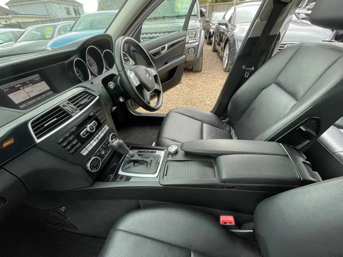 2013-mercedes-benz-c-class-21cdi-c220-cdi-executive-se-170bhp-saloon-4d-7g-tronic-plus-big-35
