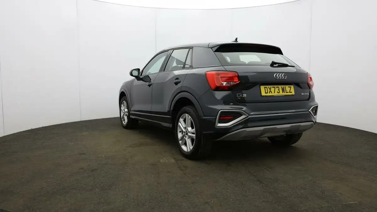 2023-audi-q2-10-30-tfsi-sport-big-36