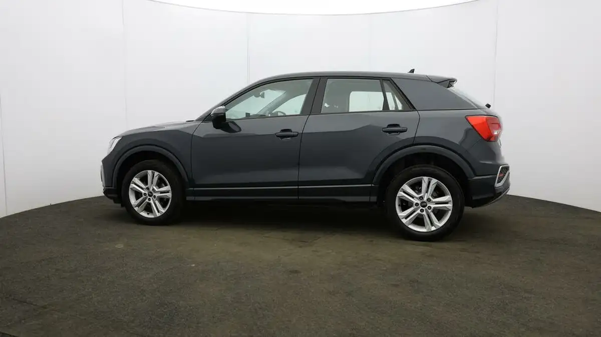 2023-audi-q2-10-30-tfsi-sport-big-60