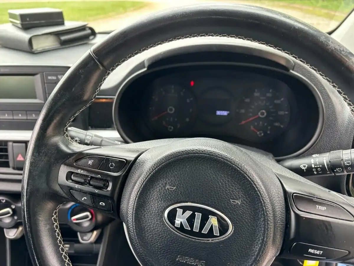 2017-kia-picanto-10-2-big-17
