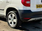 2013-skoda-yeti-12-se-105ps-small-24