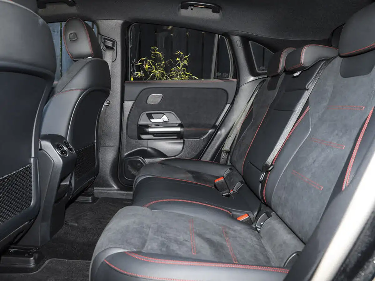 2024-mercedes-benz-eqa-e-eqa-250-amg-line-premium-big-5