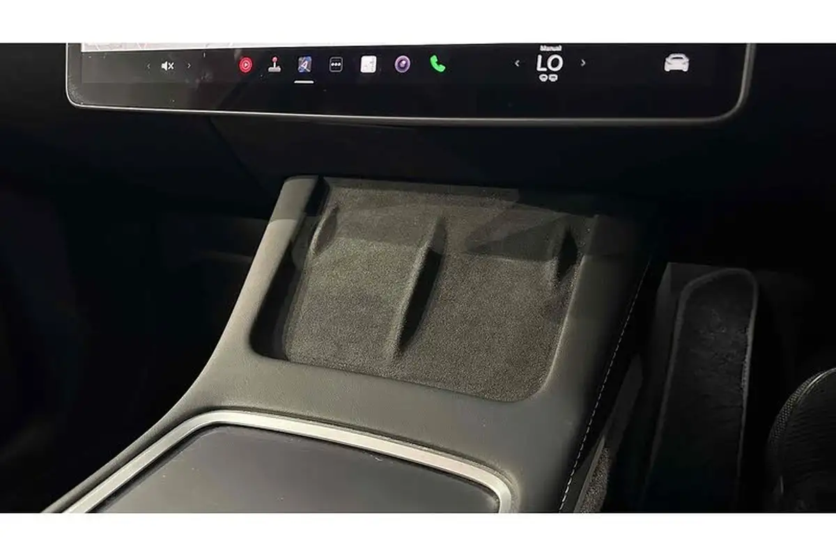 2022-tesla-model-y-e-long-range-big-43