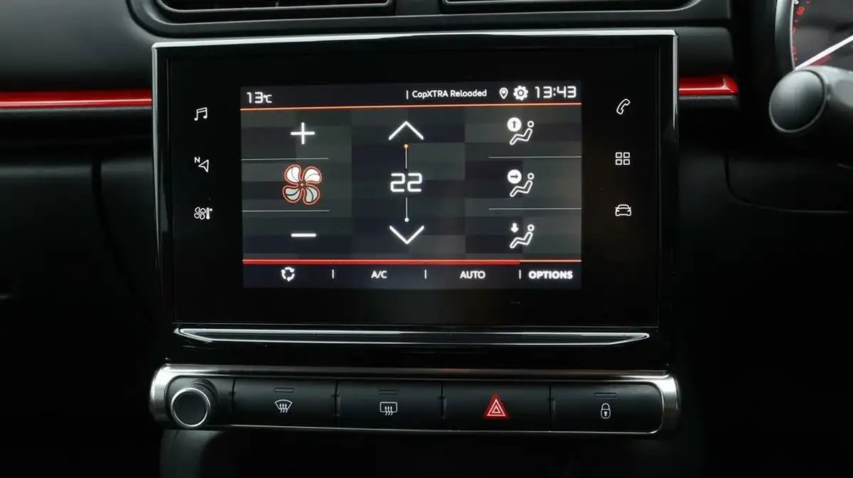 2019-citroen-c3-12-puretech-flair-110ps-ss-eat6-big-12