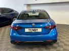 2018-alfa-romeo-giulia-20-veloce-small-7