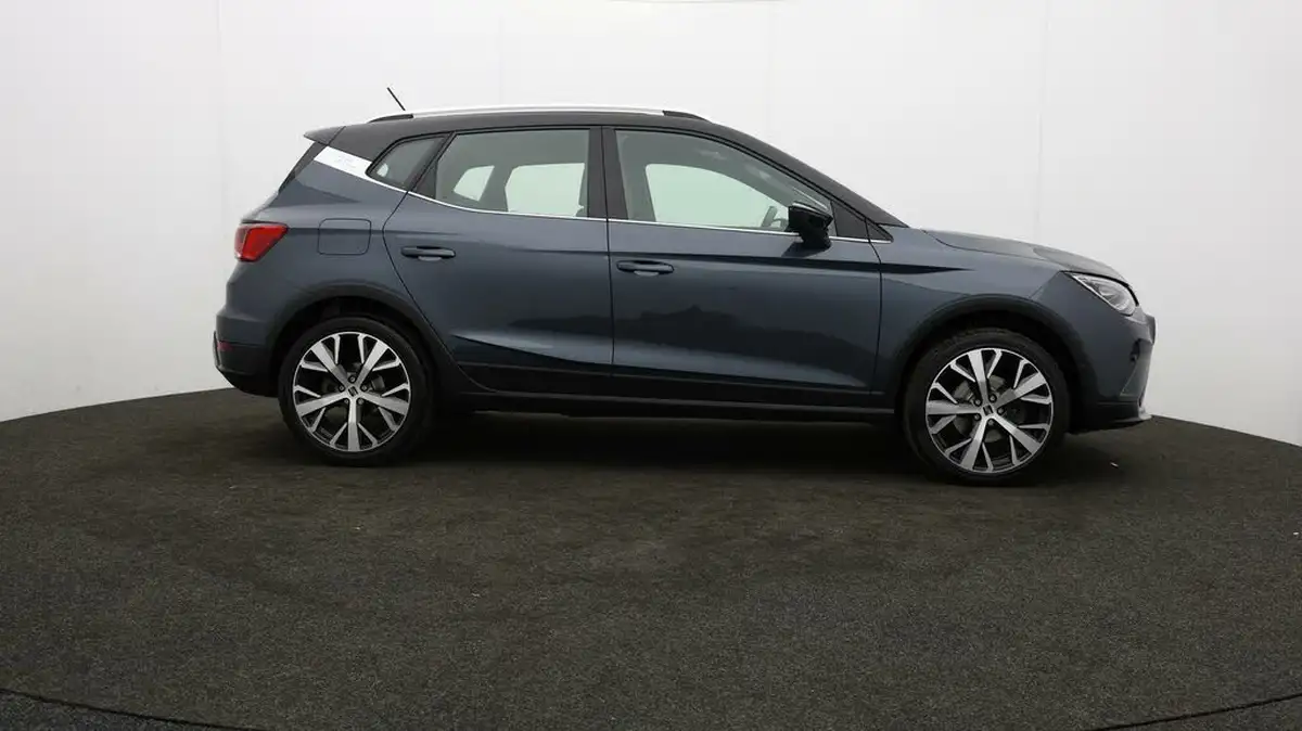 2022-seat-arona-10-tsi-xperience-lux-big-7
